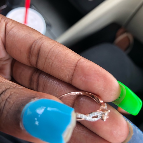 Promise ring - Picture 2 of 4